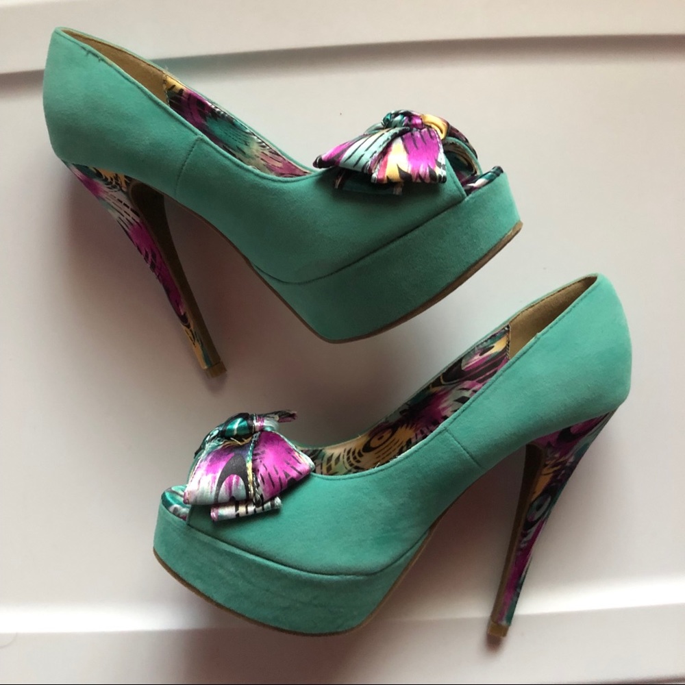 Brand New Platform Peep Toe Heels